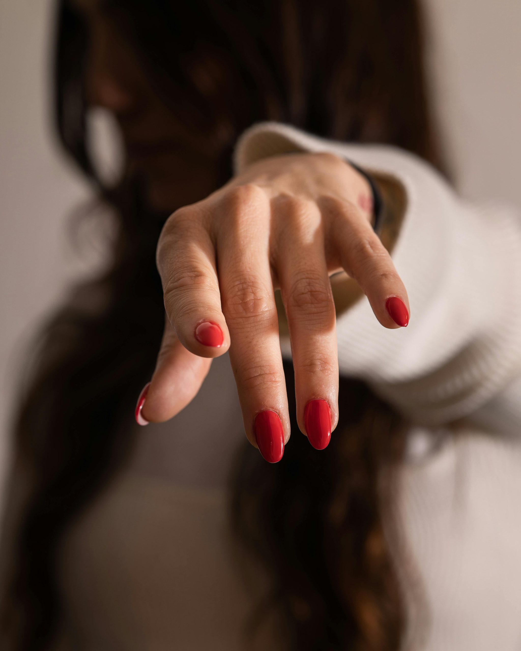 AMBER NAIL BAR