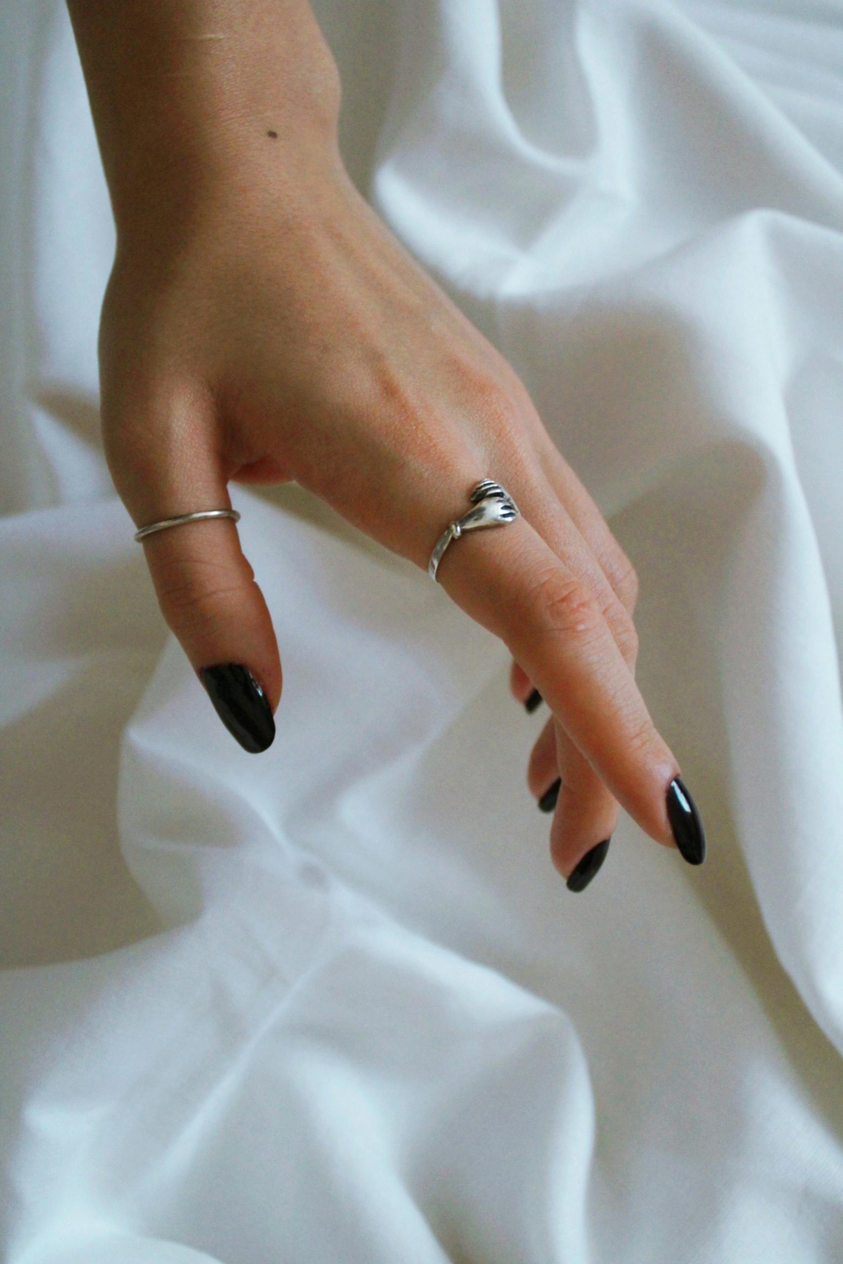 HER Nails Lounge – Yaletown