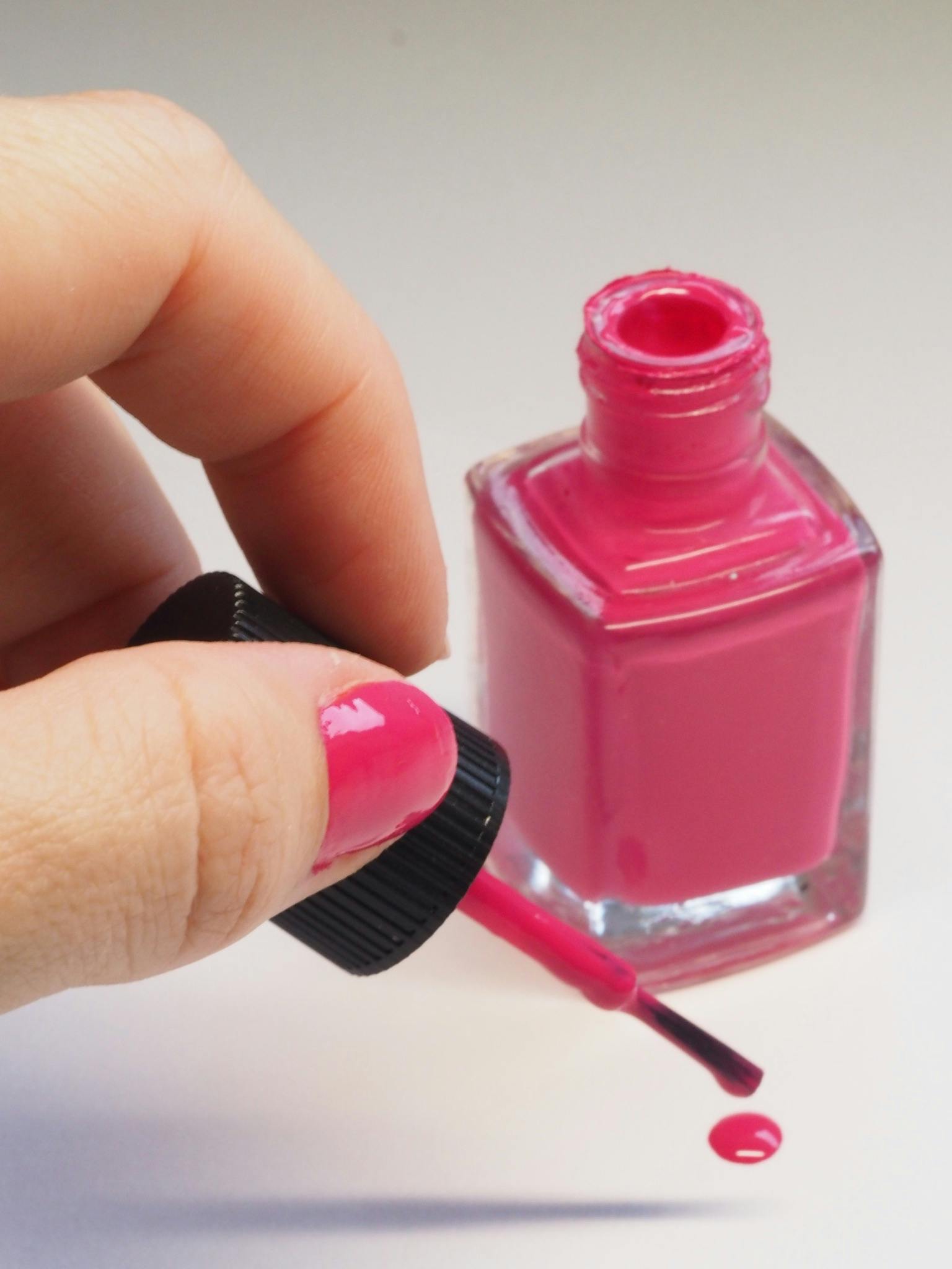 Top Nails Flora