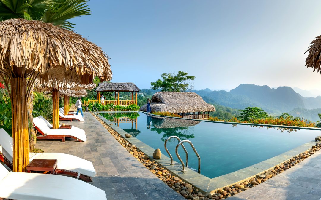 Top Canadian Hotels with Luxury Spas You Need to Visit in 2025