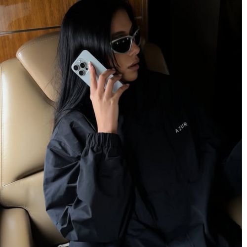 Elise Russell profile